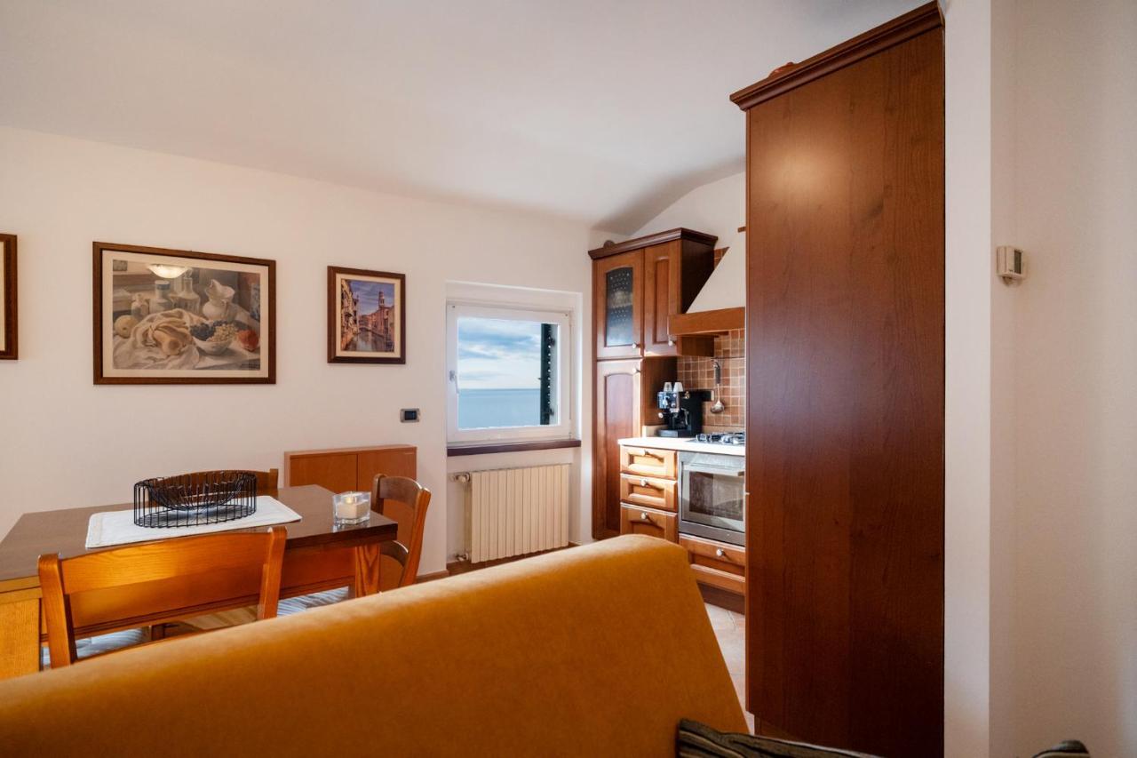 Apartmentsgarda - Baia Del Garda 5 Ngoại thất bức ảnh