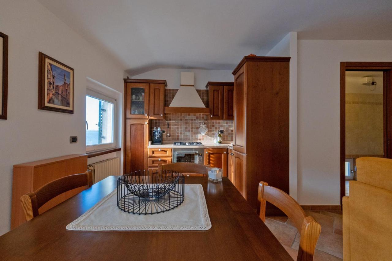 Apartmentsgarda - Baia Del Garda 5 Ngoại thất bức ảnh